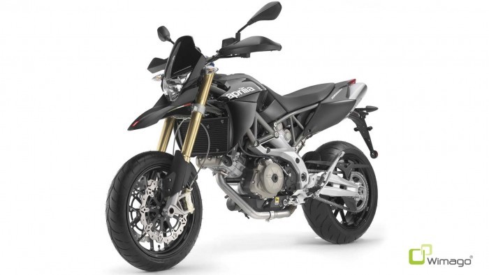 Aprilia Dorsoduro 750