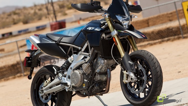 Aprilia Dorsoduro 750
