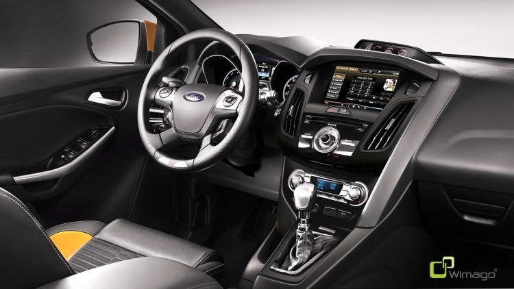 Ford Focus Hatchback SE 1.6 PowerShift